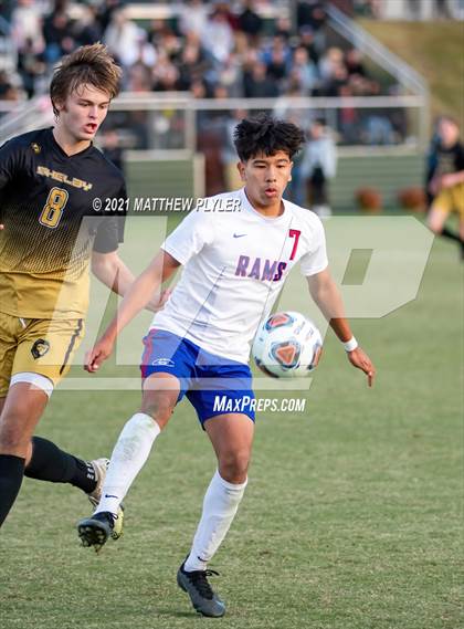 Thumbnail 1 in Greene Central vs. Shelby (NCHSAA 2A Final) photogallery.