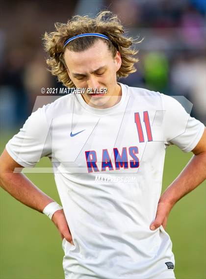 Thumbnail 2 in Greene Central vs. Shelby (NCHSAA 2A Final) photogallery.