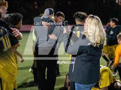 Thumbnail 2 in Greene Central vs. Shelby (NCHSAA 2A Final) photogallery.