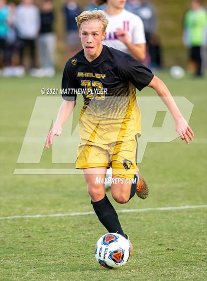 Thumbnail 1 in Greene Central vs. Shelby (NCHSAA 2A Final) photogallery.