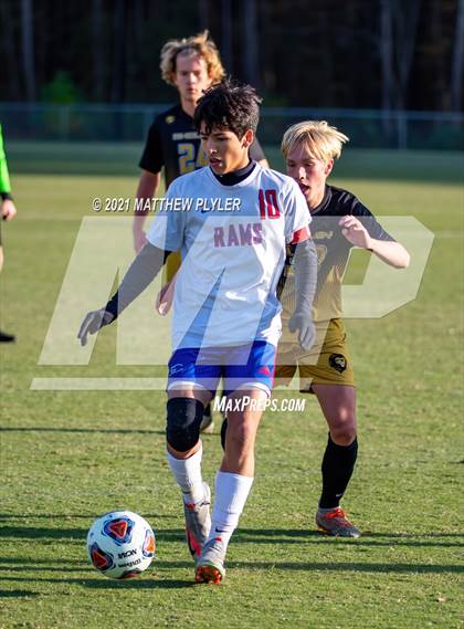 Thumbnail 3 in Greene Central vs. Shelby (NCHSAA 2A Final) photogallery.