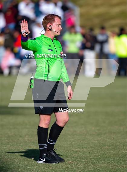 Thumbnail 3 in Greene Central vs. Shelby (NCHSAA 2A Final) photogallery.
