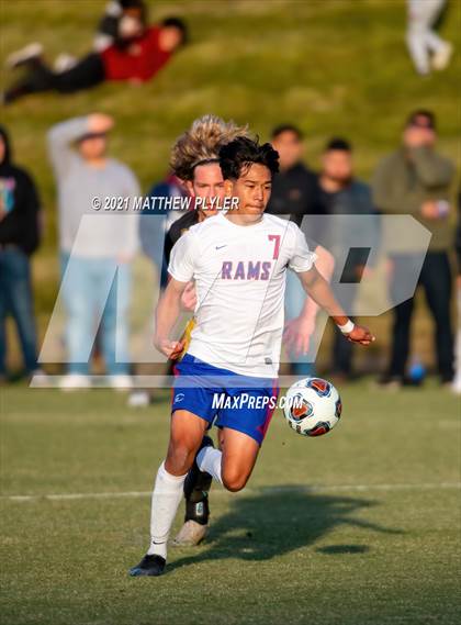 Thumbnail 1 in Greene Central vs. Shelby (NCHSAA 2A Final) photogallery.