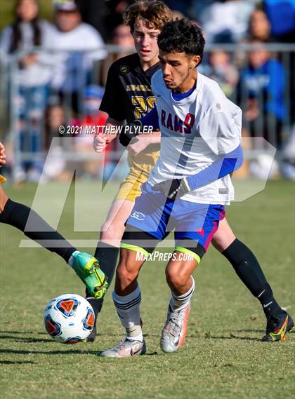 Thumbnail 3 in Greene Central vs. Shelby (NCHSAA 2A Final) photogallery.