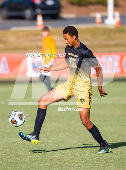 Thumbnail 3 in Greene Central vs. Shelby (NCHSAA 2A Final) photogallery.