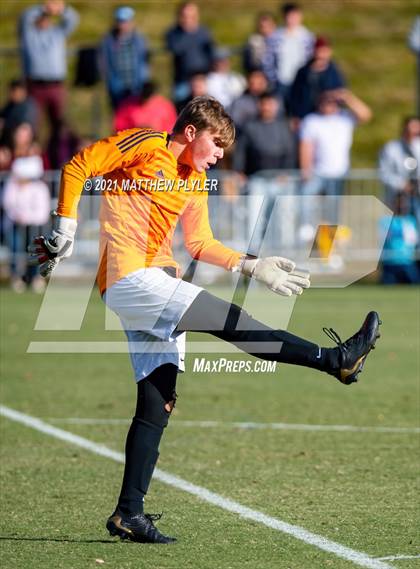 Thumbnail 1 in Greene Central vs. Shelby (NCHSAA 2A Final) photogallery.