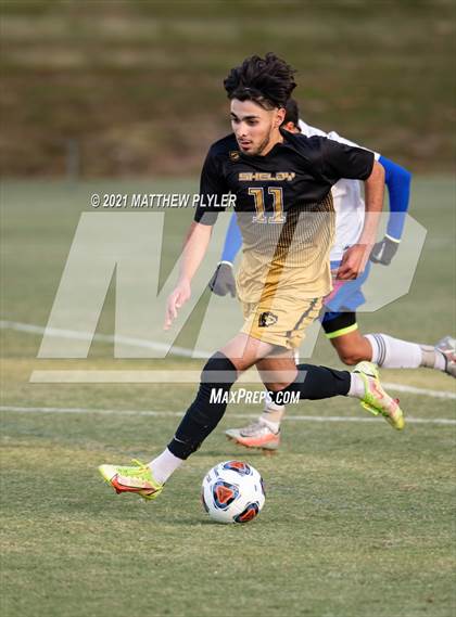Thumbnail 2 in Greene Central vs. Shelby (NCHSAA 2A Final) photogallery.