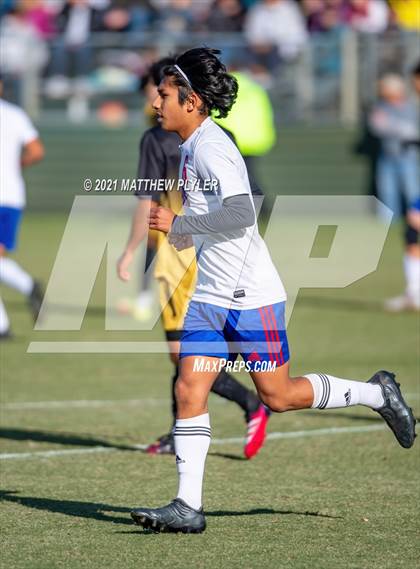 Thumbnail 2 in Greene Central vs. Shelby (NCHSAA 2A Final) photogallery.