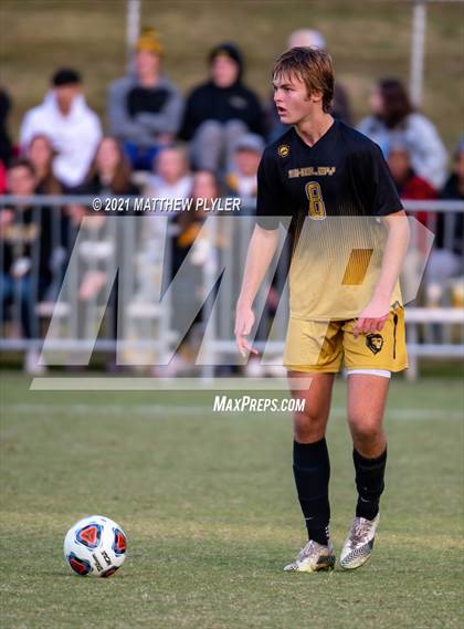Thumbnail 1 in Greene Central vs. Shelby (NCHSAA 2A Final) photogallery.