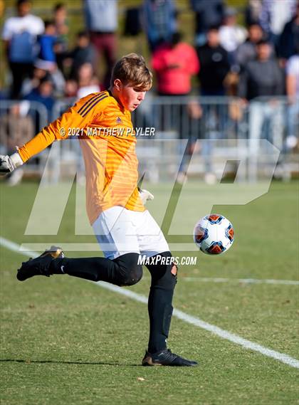 Thumbnail 3 in Greene Central vs. Shelby (NCHSAA 2A Final) photogallery.