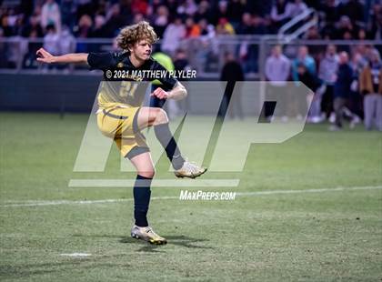 Thumbnail 2 in Greene Central vs. Shelby (NCHSAA 2A Final) photogallery.