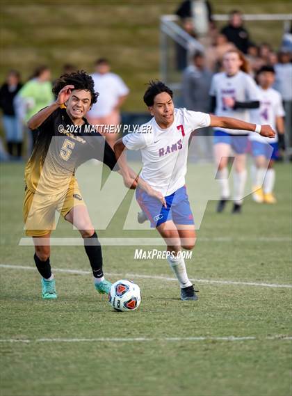 Thumbnail 1 in Greene Central vs. Shelby (NCHSAA 2A Final) photogallery.