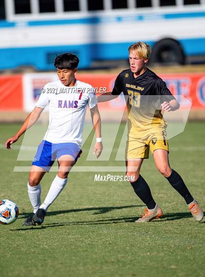 Thumbnail 2 in Greene Central vs. Shelby (NCHSAA 2A Final) photogallery.