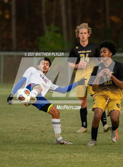 Thumbnail 2 in Greene Central vs. Shelby (NCHSAA 2A Final) photogallery.