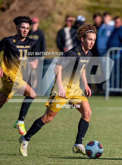 Thumbnail 2 in Greene Central vs. Shelby (NCHSAA 2A Final) photogallery.