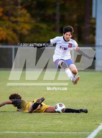 Thumbnail 3 in Greene Central vs. Shelby (NCHSAA 2A Final) photogallery.