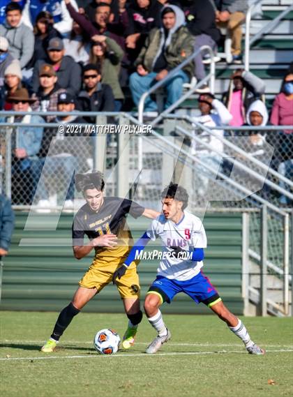 Thumbnail 1 in Greene Central vs. Shelby (NCHSAA 2A Final) photogallery.