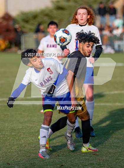 Thumbnail 1 in Greene Central vs. Shelby (NCHSAA 2A Final) photogallery.