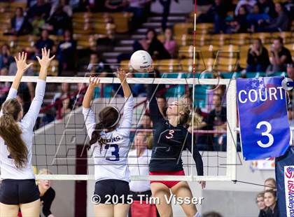 Thumbnail 1 in Eaton vs. Colorado Springs Christian (CHSAA 3A Playoff) photogallery.