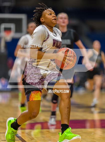 Thumbnail 1 in Mansfield Timberview vs. Cedar Park (UIL 5A Basketball Semifinal) photogallery.