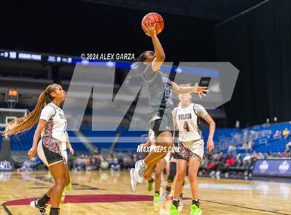 Thumbnail 2 in Mansfield Timberview vs. Cedar Park (UIL 5A Basketball Semifinal) photogallery.