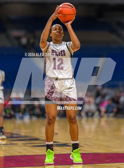 Thumbnail 2 in Mansfield Timberview vs. Cedar Park (UIL 5A Basketball Semifinal) photogallery.