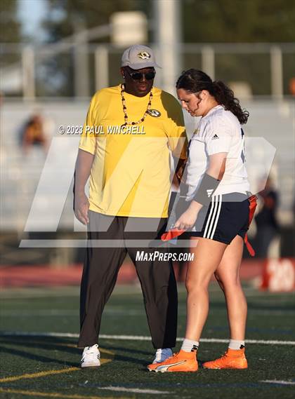 Thumbnail 3 in Inderkum @ Woodcreek photogallery.