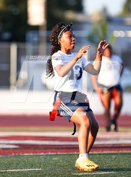Thumbnail 1 in Inderkum @ Woodcreek photogallery.