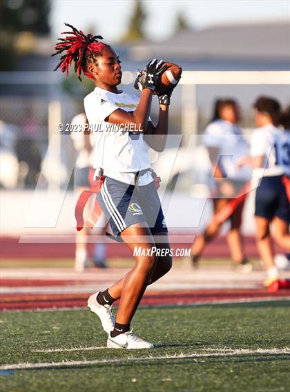 Thumbnail 3 in Inderkum @ Woodcreek photogallery.
