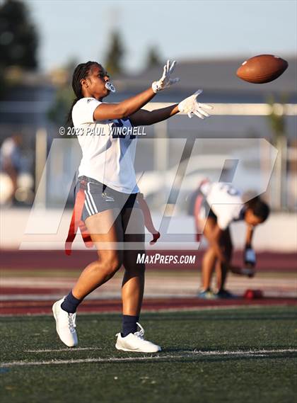 Thumbnail 3 in Inderkum @ Woodcreek photogallery.