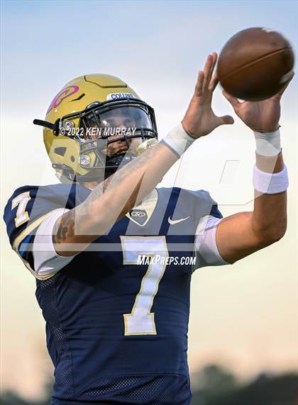Thumbnail 3 in Tomball vs Klein Collins photogallery.