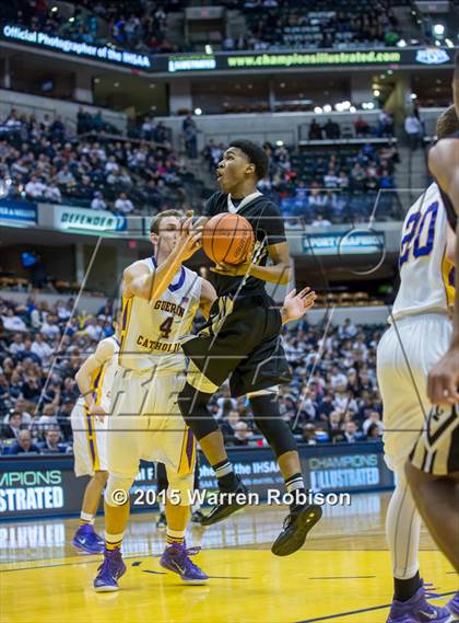 Thumbnail 2 in Griffith vs. Guerin Catholic (IHSAA 3A Final) photogallery.