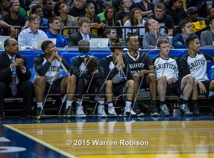 Thumbnail 3 in Griffith vs. Guerin Catholic (IHSAA 3A Final) photogallery.
