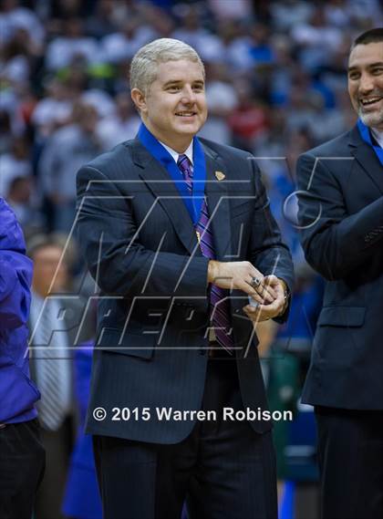 Thumbnail 2 in Griffith vs. Guerin Catholic (IHSAA 3A Final) photogallery.