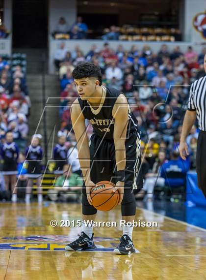 Thumbnail 1 in Griffith vs. Guerin Catholic (IHSAA 3A Final) photogallery.