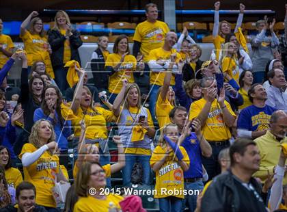 Thumbnail 3 in Griffith vs. Guerin Catholic (IHSAA 3A Final) photogallery.