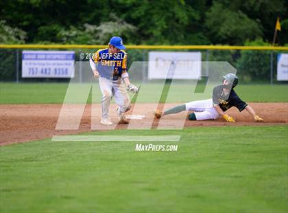 Thumbnail 3 in Oscar Smith @ Great Bridge photogallery.