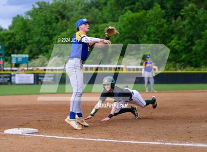 Thumbnail 3 in Oscar Smith @ Great Bridge photogallery.