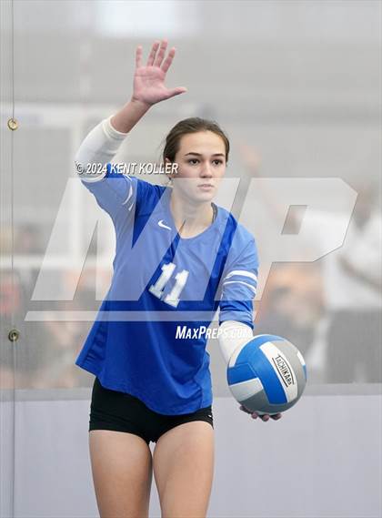 Thumbnail 1 in Utica Eisenhower vs Plymouth (Motor City Power Series) photogallery.