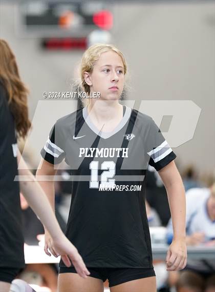 Thumbnail 2 in Utica Eisenhower vs Plymouth (Motor City Power Series) photogallery.
