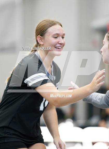 Thumbnail 3 in Utica Eisenhower vs Plymouth (Motor City Power Series) photogallery.