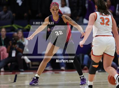 Thumbnail 2 in Africentric Early College vs Wheelersburg (OHSAA D3 State Semifinal) photogallery.
