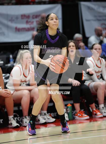 Thumbnail 2 in Africentric Early College vs Wheelersburg (OHSAA D3 State Semifinal) photogallery.