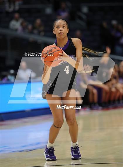 Thumbnail 2 in Africentric Early College vs Wheelersburg (OHSAA D3 State Semifinal) photogallery.