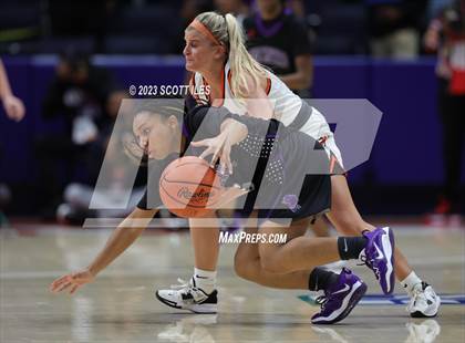 Thumbnail 1 in Africentric Early College vs Wheelersburg (OHSAA D3 State Semifinal) photogallery.