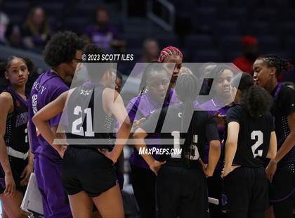 Thumbnail 2 in Africentric Early College vs Wheelersburg (OHSAA D3 State Semifinal) photogallery.