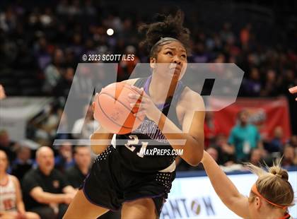 Thumbnail 2 in Africentric Early College vs Wheelersburg (OHSAA D3 State Semifinal) photogallery.