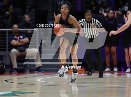 Thumbnail 2 in Africentric Early College vs Wheelersburg (OHSAA D3 State Semifinal) photogallery.