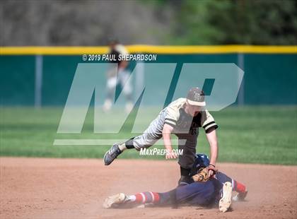 Thumbnail 2 in Rock Canyon vs. Heritage (CHSAA 5A Regional Playoff) photogallery.