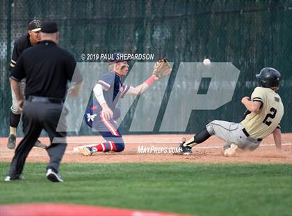 Thumbnail 1 in Rock Canyon vs. Heritage (CHSAA 5A Regional Playoff) photogallery.